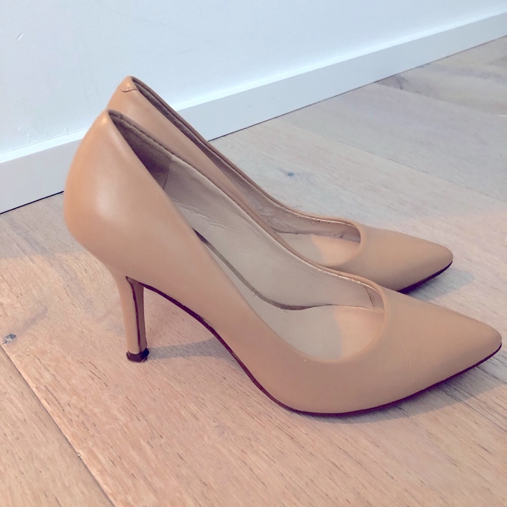 Tan Leather Nine West heels, Size 5.5